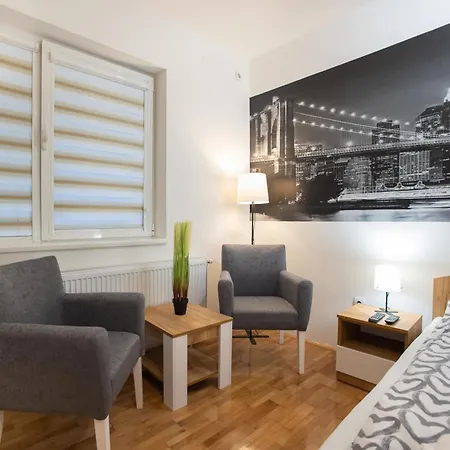 Apartment V & V 2